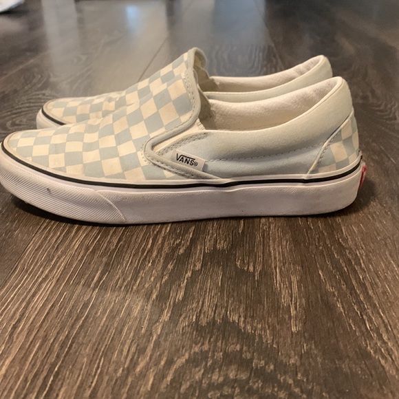 Checkered vans - Picture 2 of 5